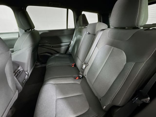 New 2026 Silver Zynith Clear-Coat Exterior Paint Jeep Laredo image 23