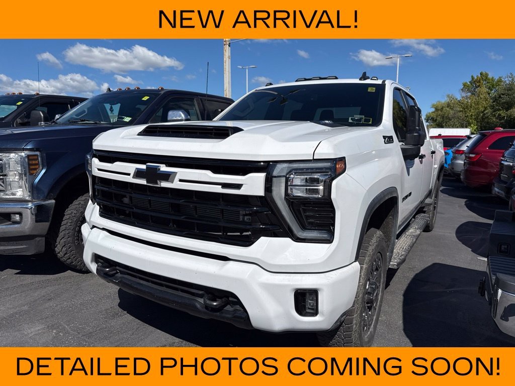 Used 2024 Summit White Chevrolet LT image 1