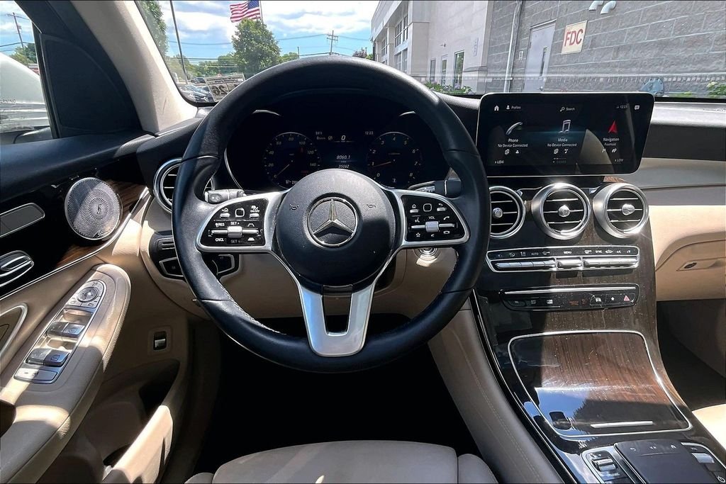 Certified Used 2021 White Mercedes-Benz GLC 300 image 5