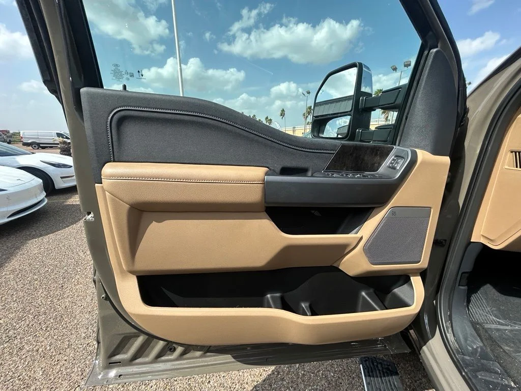 New 2026 Marsh Gray Ford F-250® Lariat® image 21