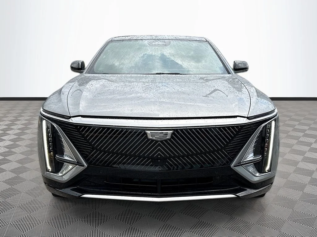 Used 2024 Cadillac LYRIQ Tech with VIN 1GYKPMRK6RZ105872 for sale in Miami, FL