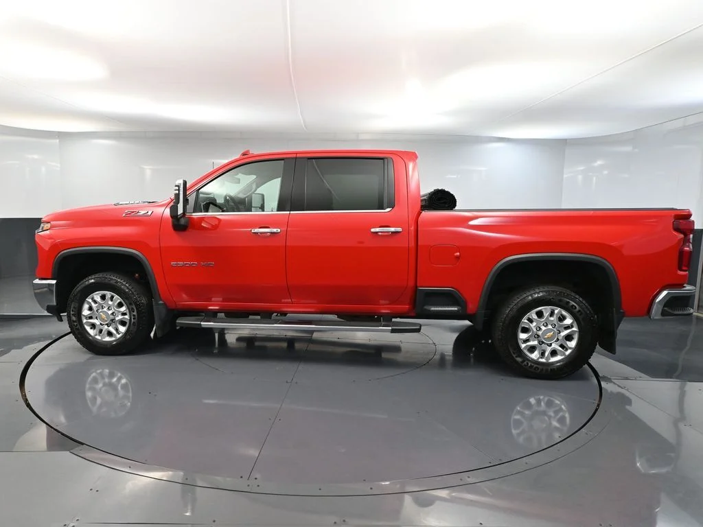 2024 Chevrolet Silverado 2500HD LTZ - Photo 11