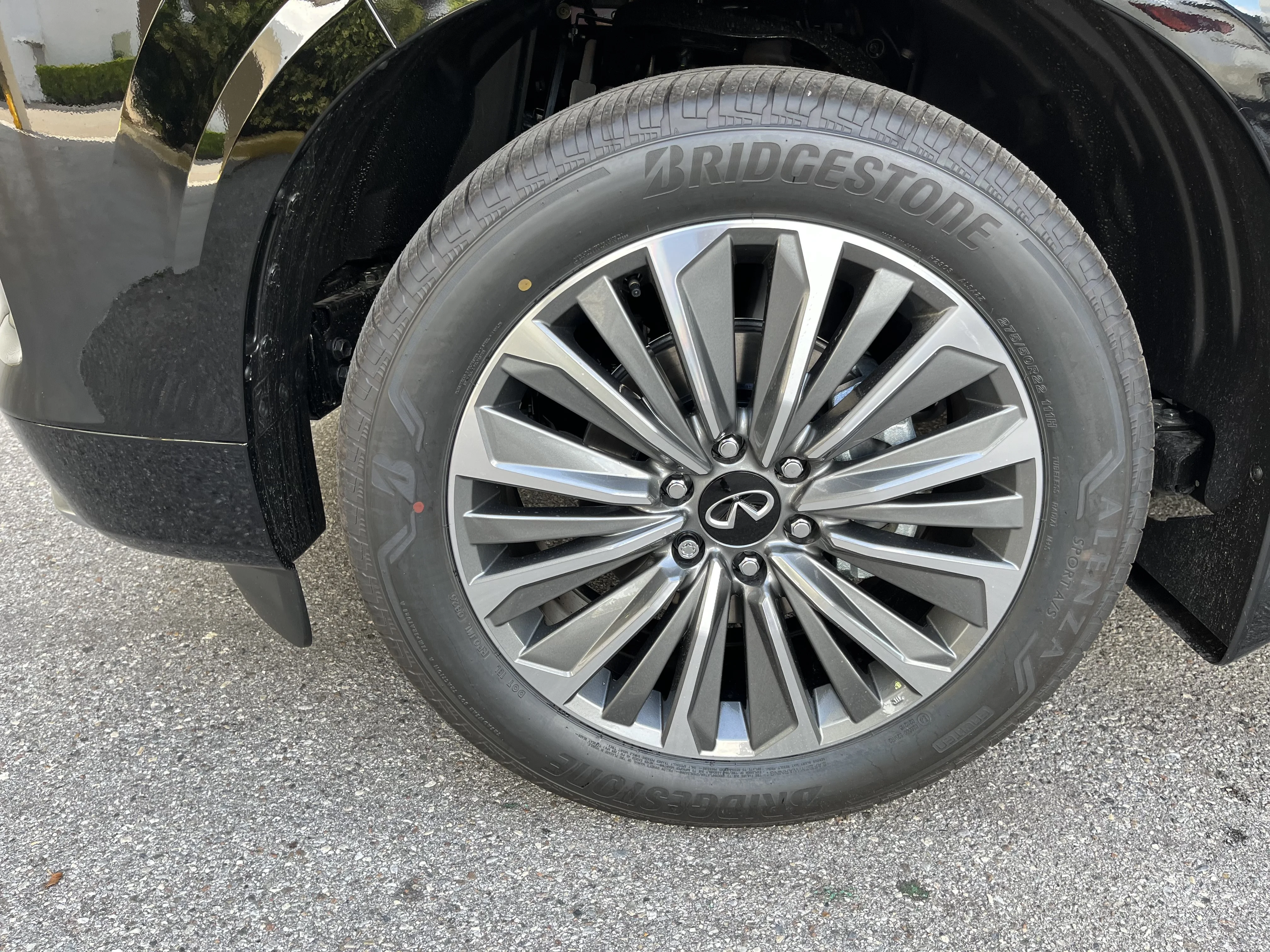 New 2026 Black Obsidian INFINITI LUXE image 10