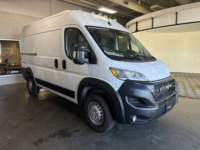 2027 RAM ProMaster Cargo Van Tradesman