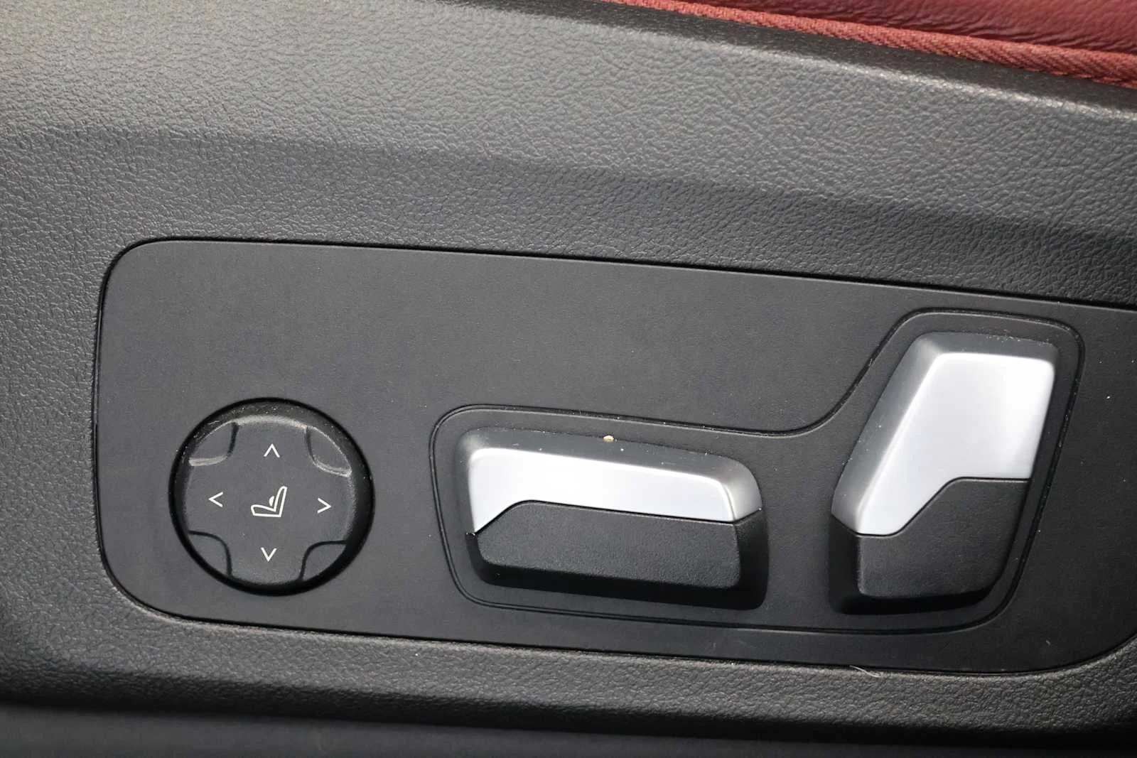 Certified Used 2024 Skyscraper Grey Metallic BMW xDrive30i image 14