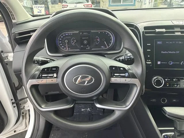 Used 2022 Quartz White Hyundai SEL image 21