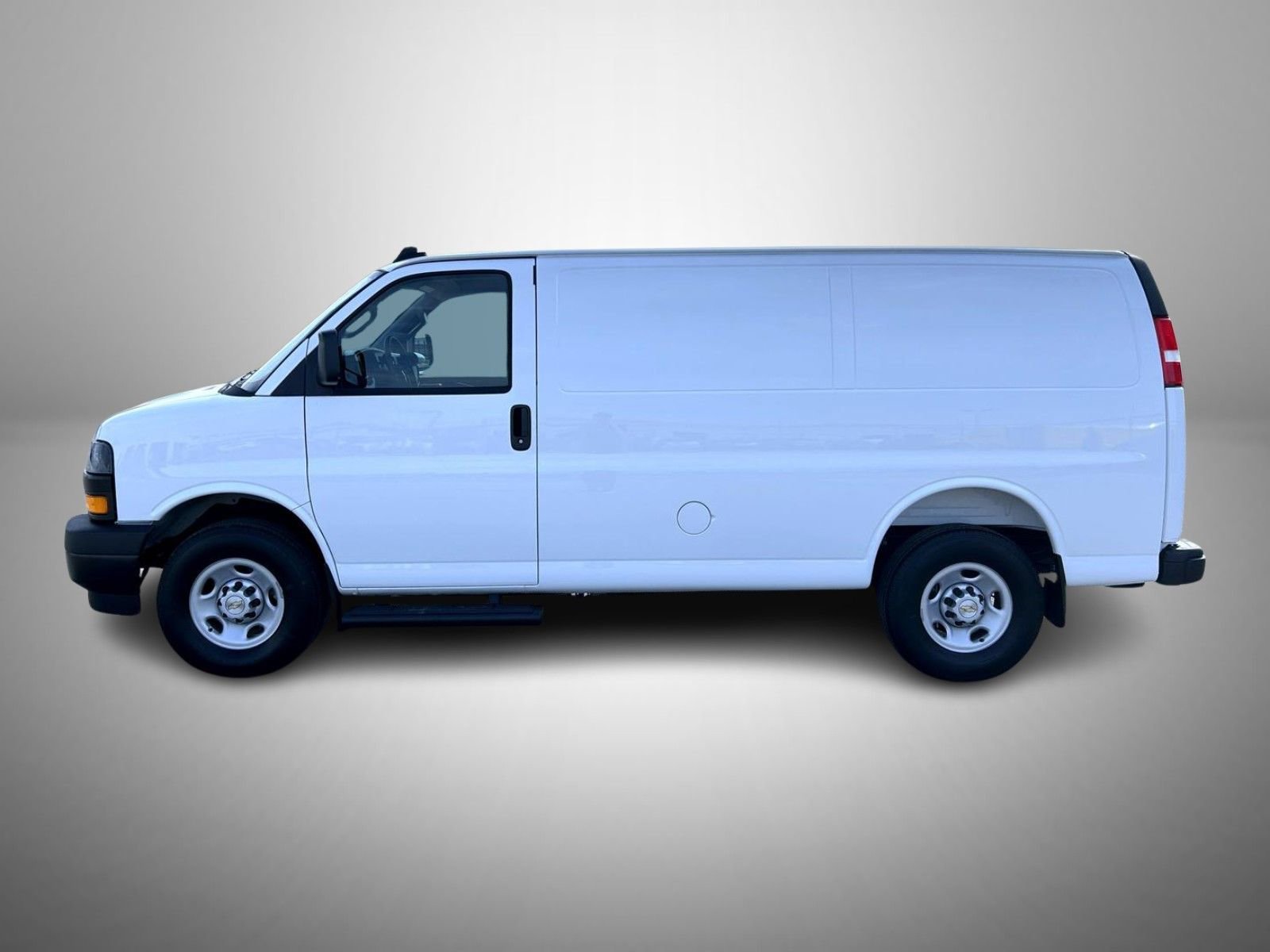 2025 Chevrolet Express Cargo Work Van - Photo 8