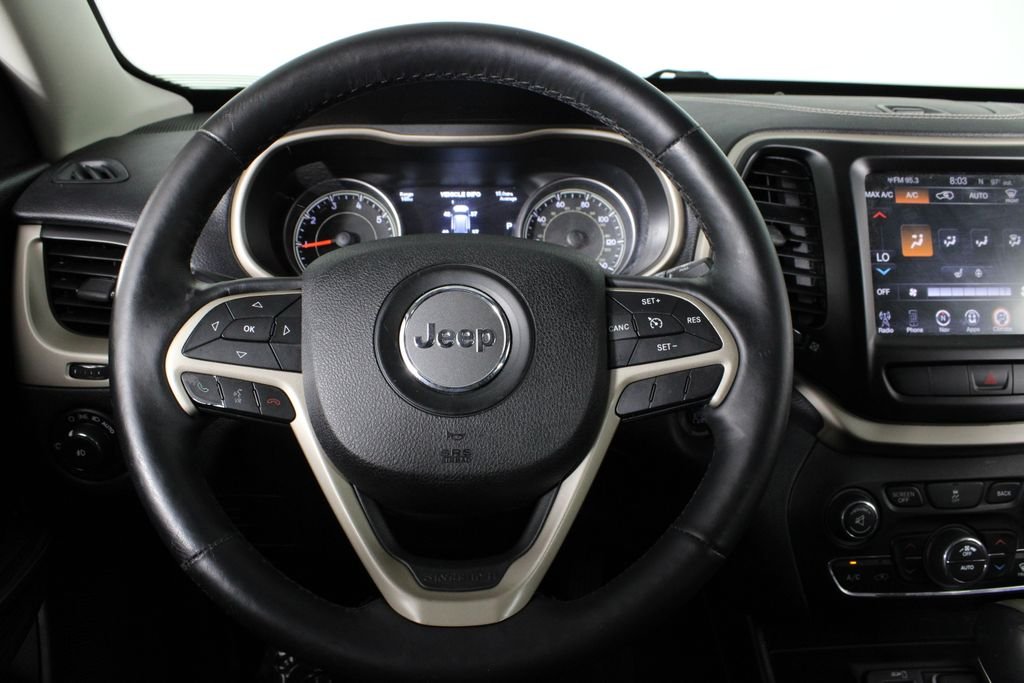 Used 2015 Red Jeep Limited image 8