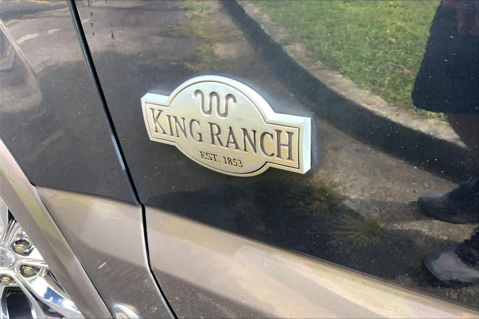 Used 2015 Tuxedo Black Metallic/Caribou Metallic Ford King Ranch image 10