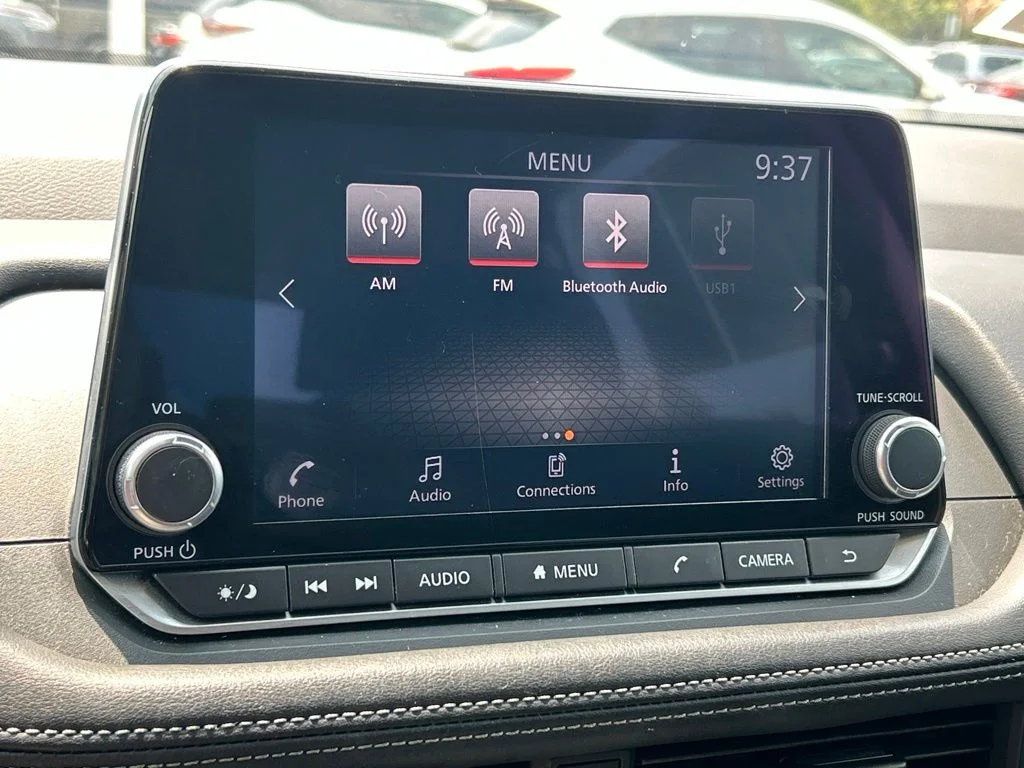 Certified Used 2024 White Nissan S image 33