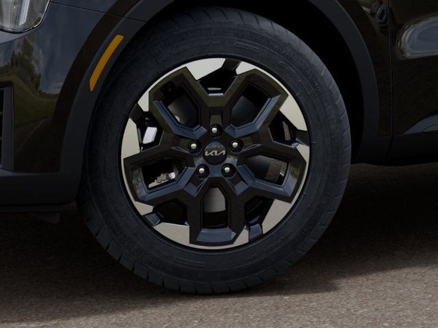 New 2026 Ebony Black Kia S image 9