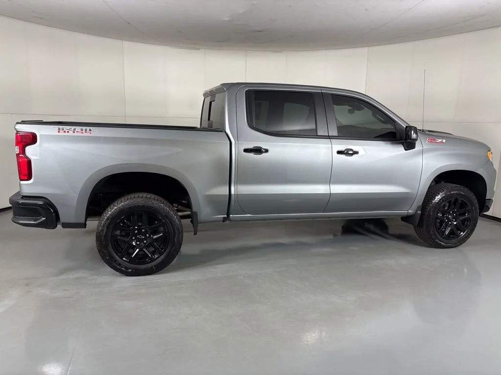 New 2026 Sterling Gray Metallic Chevrolet LT Trail Boss image 11