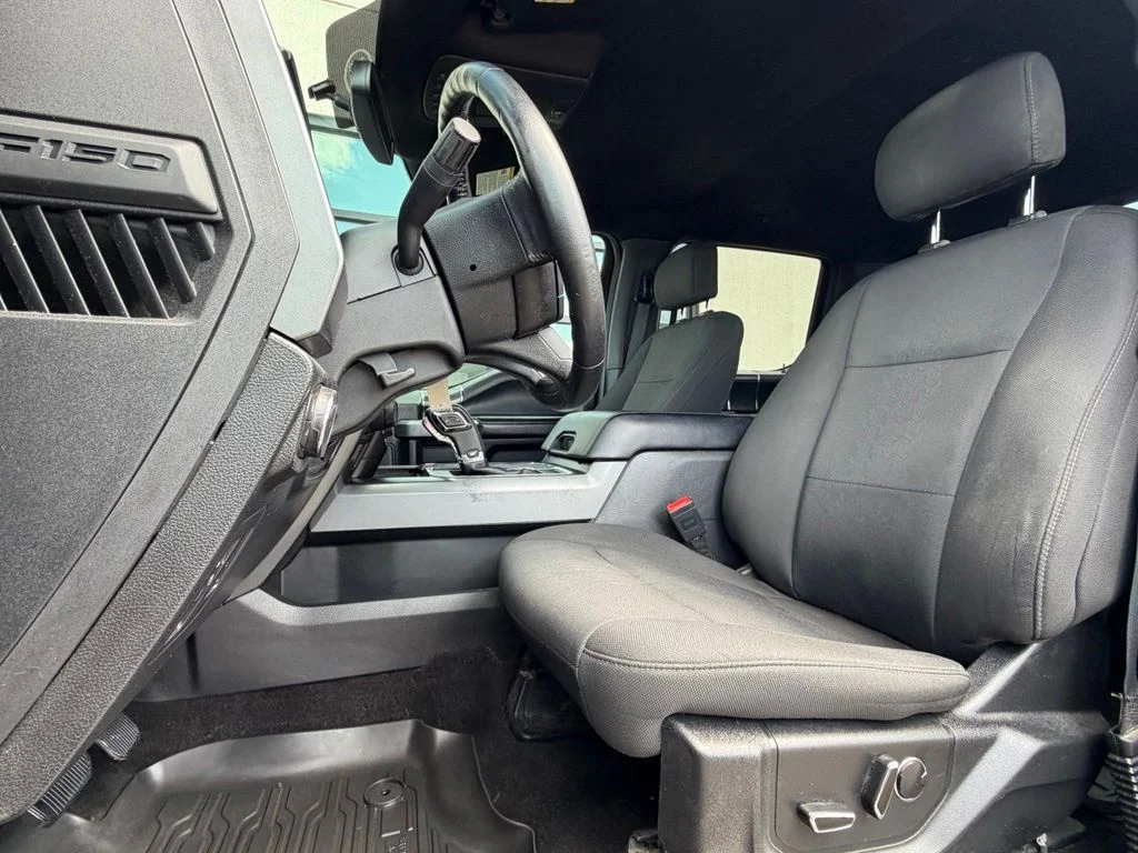 Used 2018  Ford XLT image 6