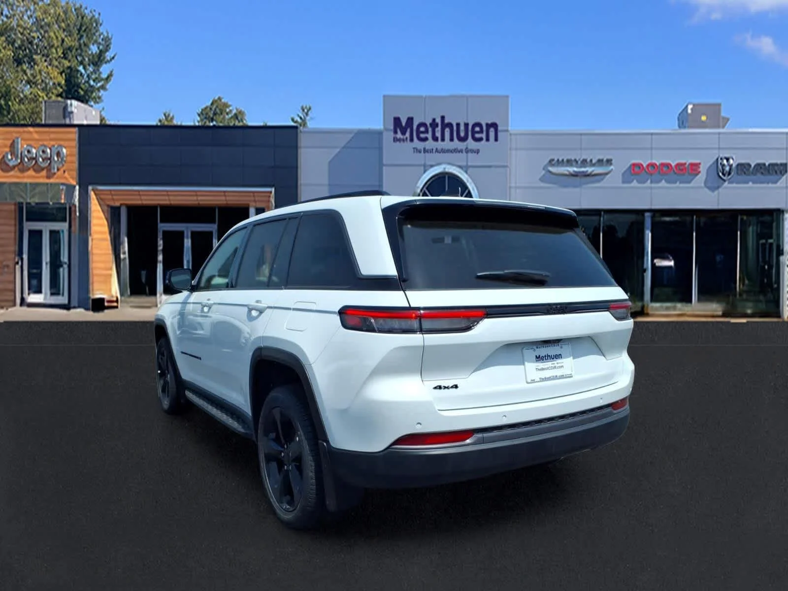 New 2026 Bright White Clearcoat Jeep Limited image 4