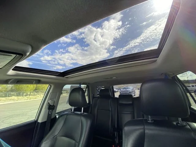 Used 2013 Silver Toyota SR5 image 21