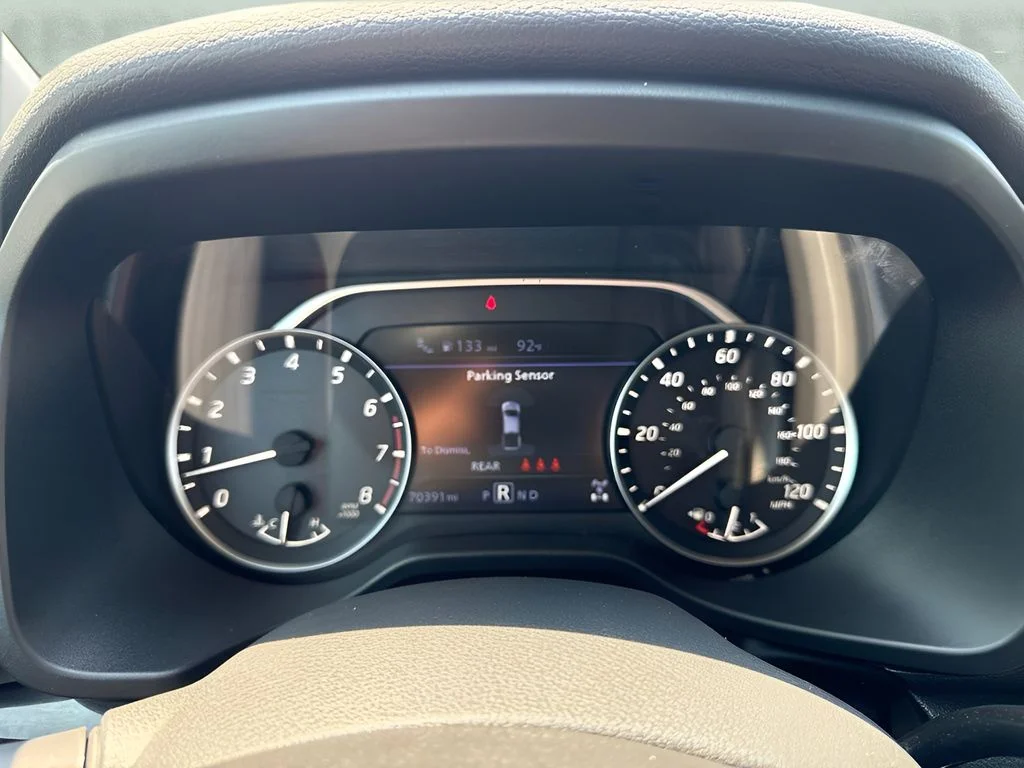 Used 2024 Gray Nissan SV image 11