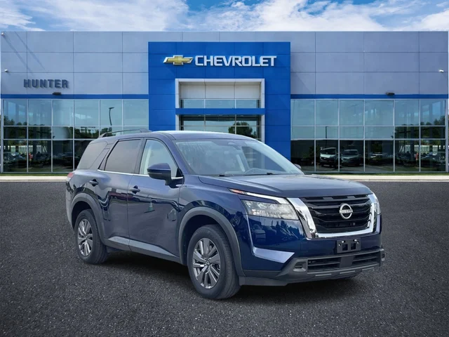 2025 Nissan Pathfinder SV 4WD