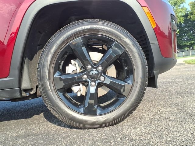 Used 2026 Red Jeep Limited image 9
