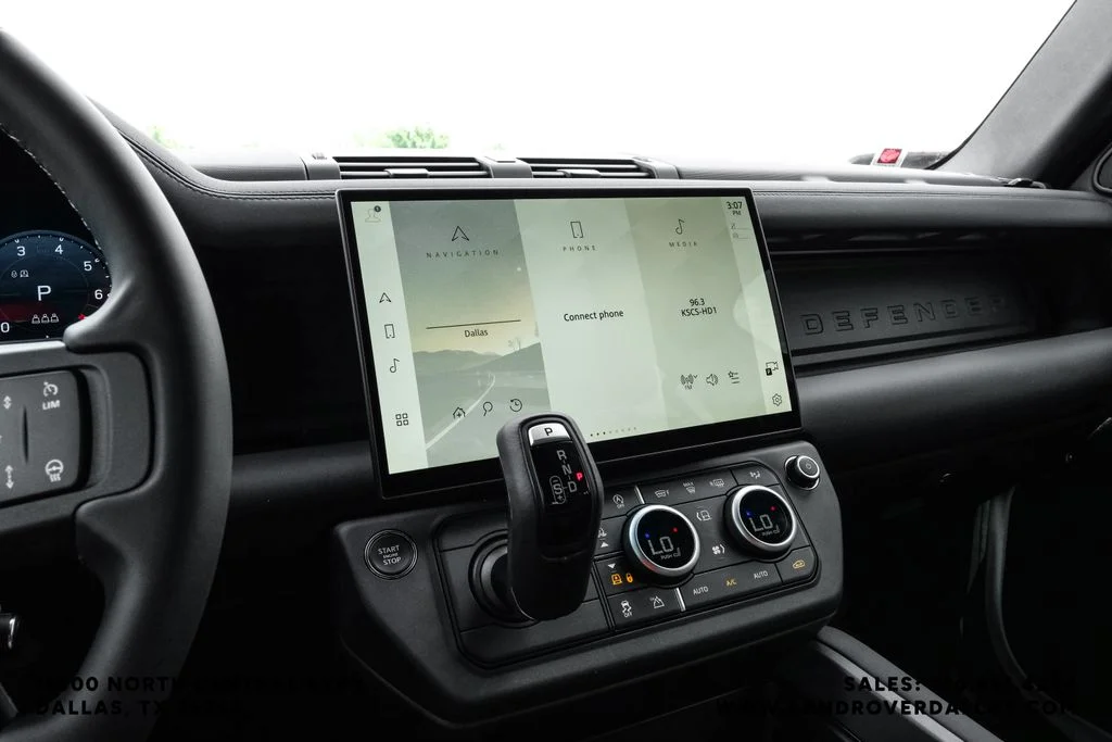 New 2026 Fuji White Land Rover S image 30