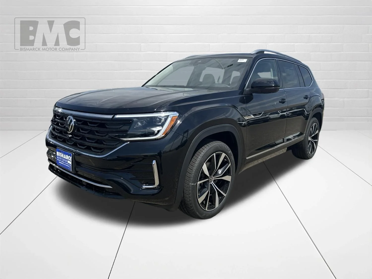 2026 Volkswagen Atlas 2.0T SEL Premium R-Line 4MOTION's photo