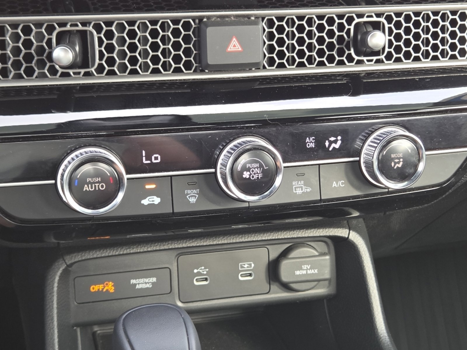 2025 Honda Civic Sport - Photo 29