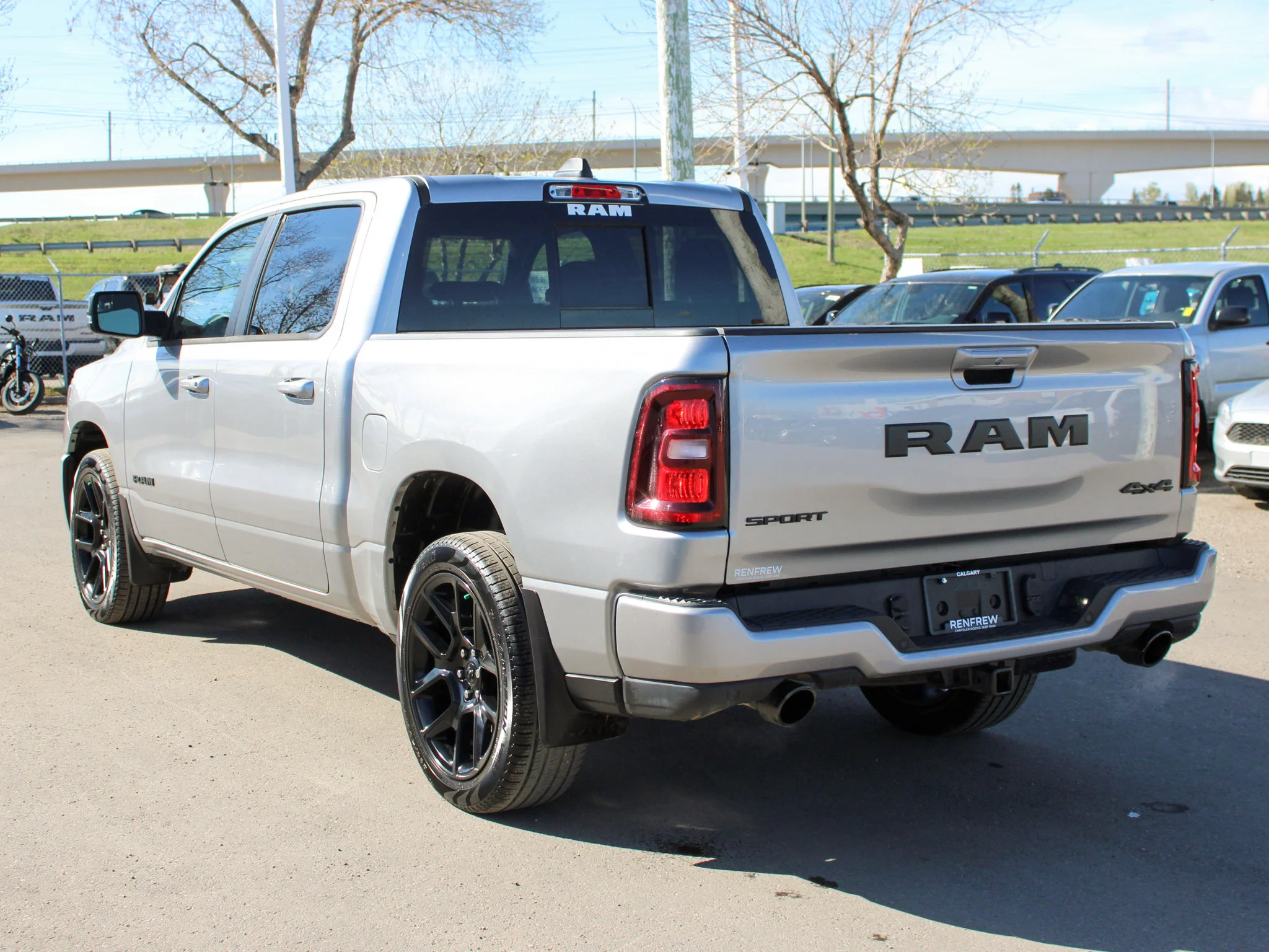 Certified Used 2025 Silver RAM Sport * Twin-Turbo | Remote Start | Alpine | Heated Seats | Navigation | Adaptive Cruise image 15