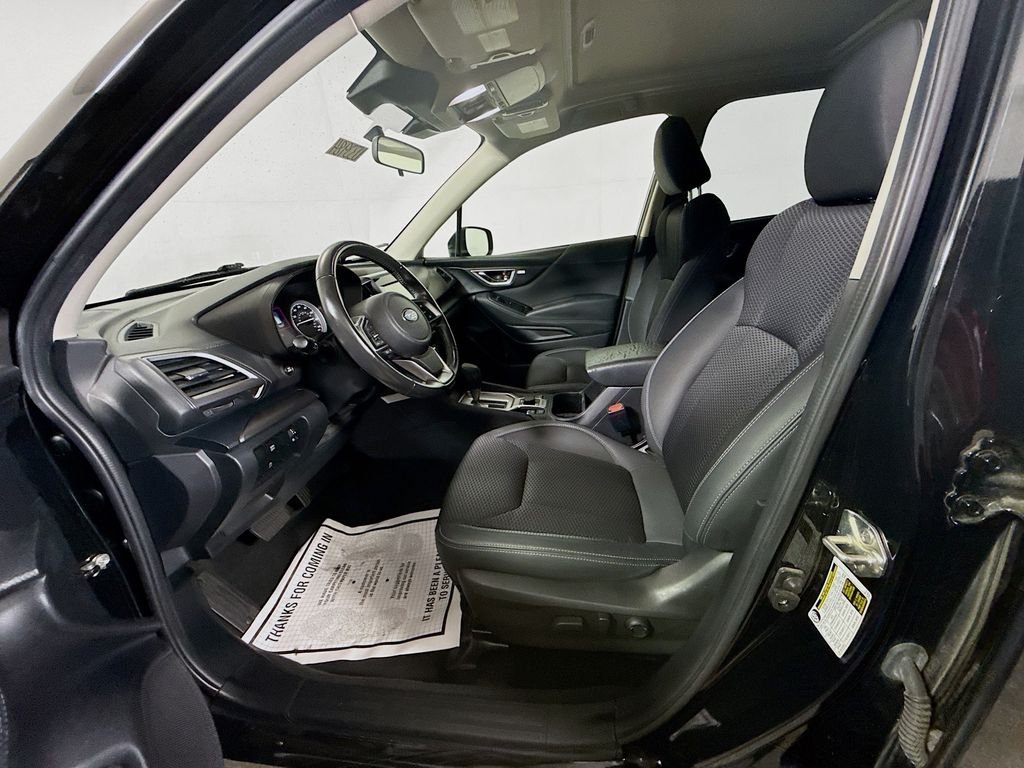 Used 2022 Crystal Black Silica Subaru Premium image 20