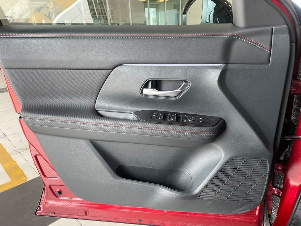 Certified Used 2025 Red Nissan SR image 9
