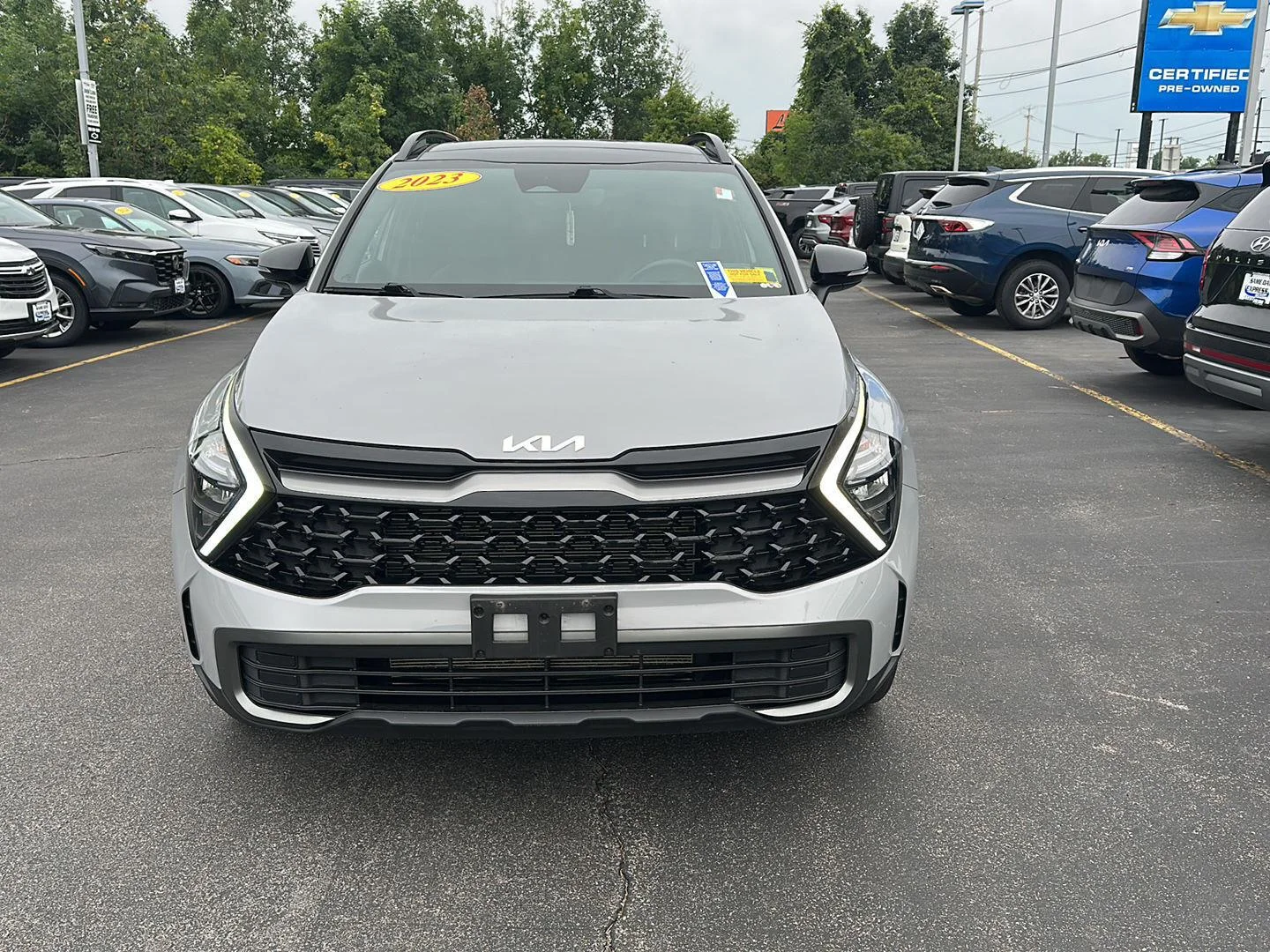Used 2023 Wolf Gray Kia X-Line image 9