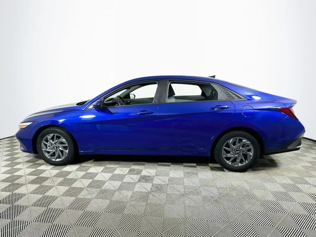 Certified Pre-Owned 2024 Hyundai Elantra SEL