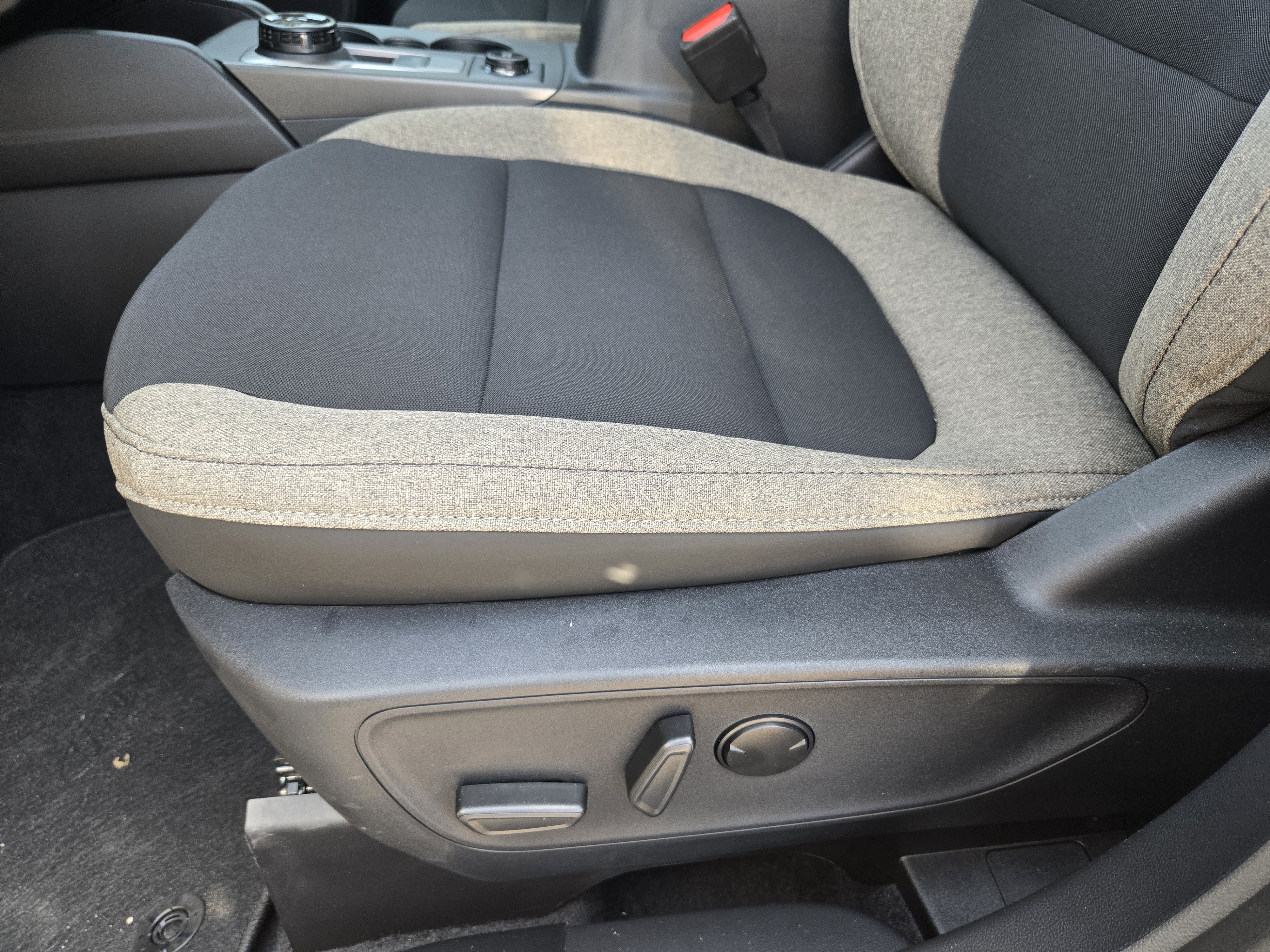 New 2026 Carbonized Gray Metallic Ford Big Bend image 16