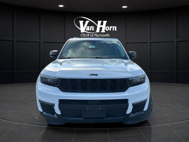 Used 2024 Bright White Clearcoat Jeep Limited image 2