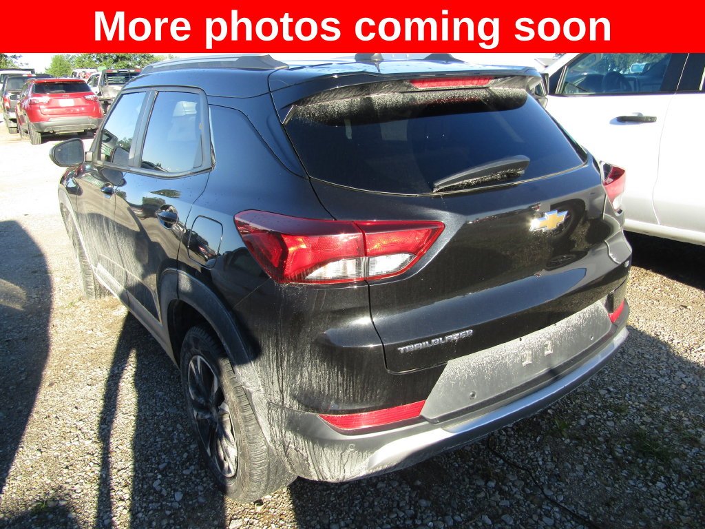 Used 2021 Black Chevrolet LT image 3