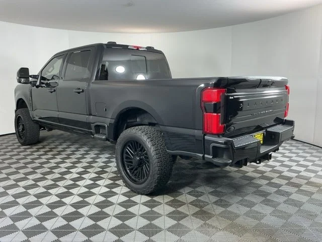 2024 Ford F-350 Super Duty Platinum - Photo 6