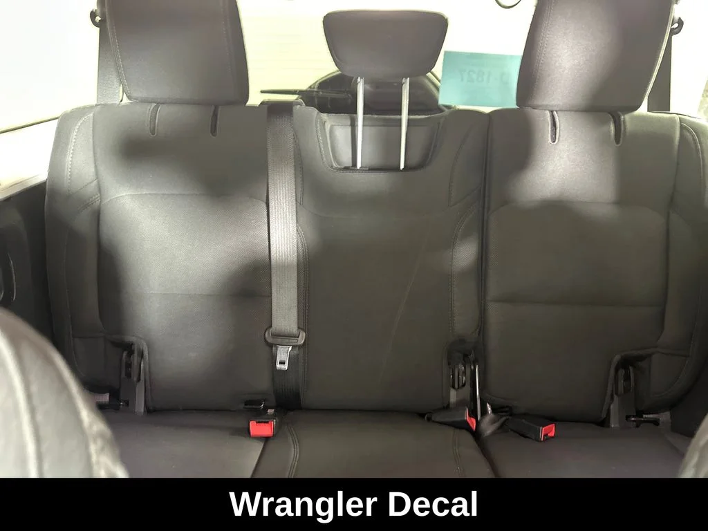 Used 2020 White Jeep Unlimited Sport image 27