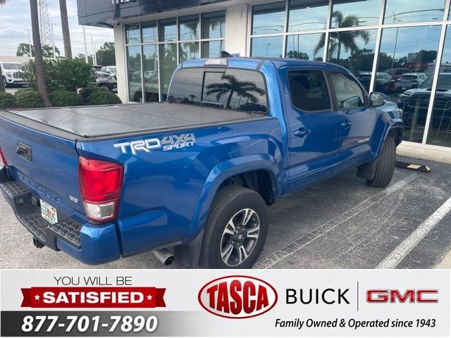 Used 2017  Toyota SR5 image 5