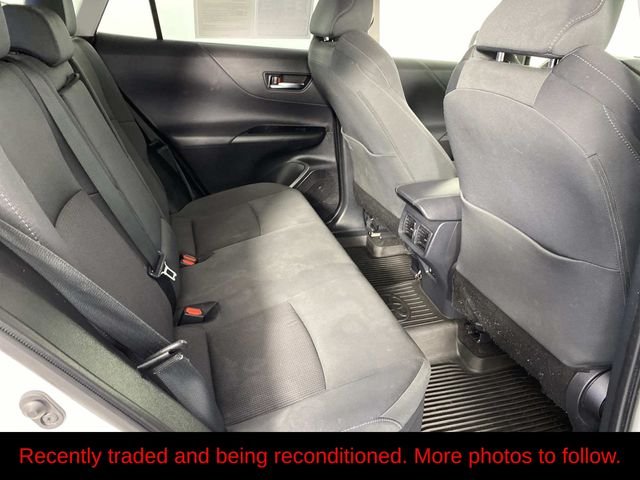 Used 2021 White Toyota LE image 11