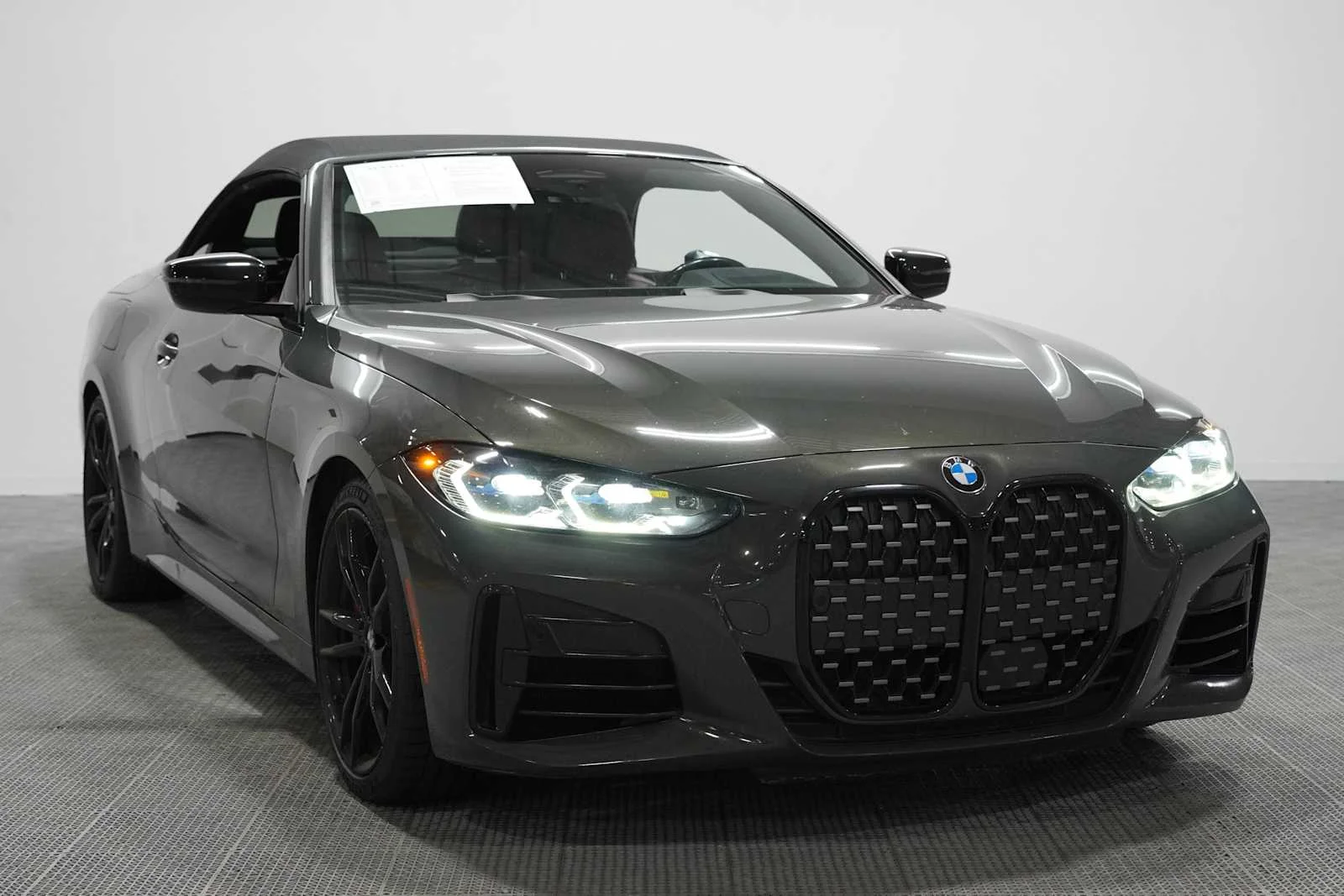 Used 2022 Dravit Grey Metallic BMW M440i image 3