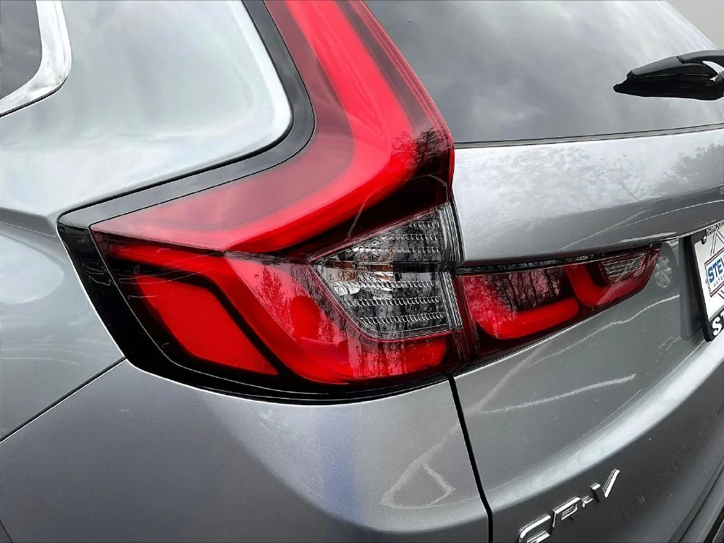 New 2027 Solar Silver Metallic Honda EX AWD image 24