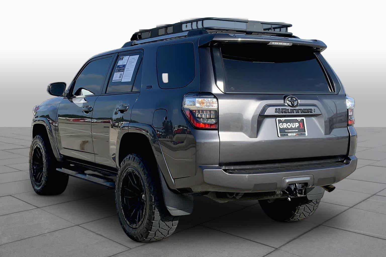 Used 2022 Magnetic Gray Metallic Toyota SR5 image 12