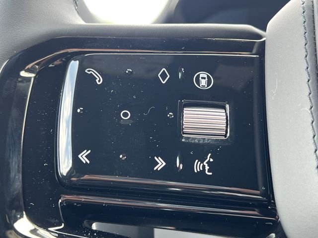 New 2026 Fuji White Land Rover Dynamic SE image 22