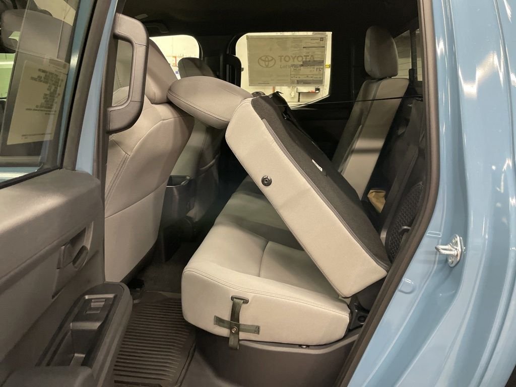 2026 Toyota Tacoma SR5 - Photo 27