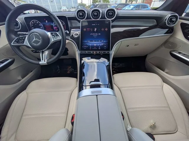 Used 2023 Polar White Mercedes-Benz GLC 300 image 5