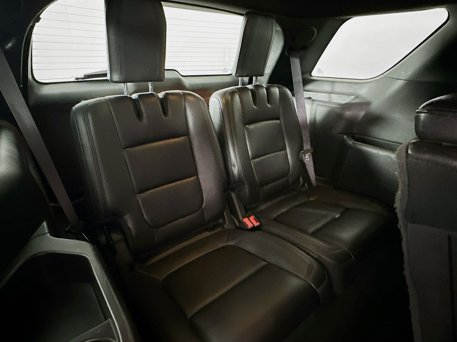 Used 2014 Ingot Silver Ford Limited image 27