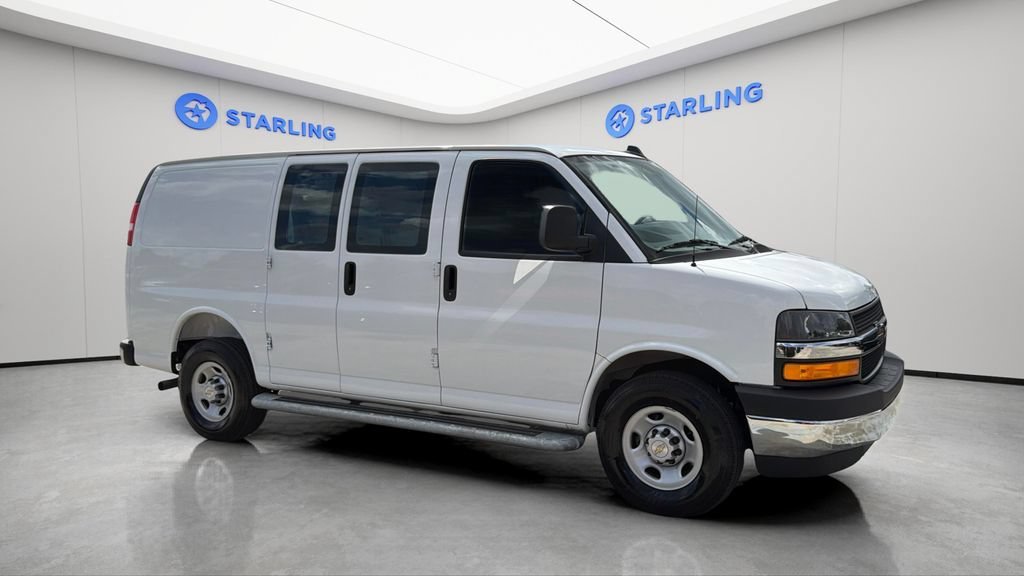 Certified Used 2025 Summit White Chevrolet WT image 12