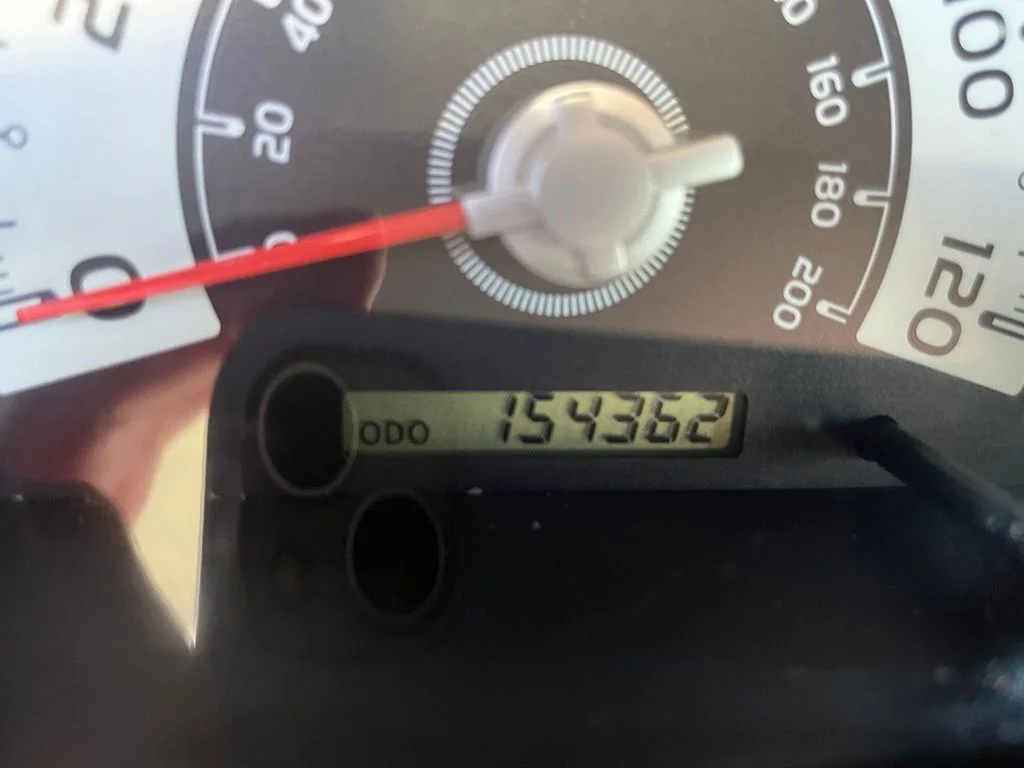 Used 2013 White Toyota Base image 9