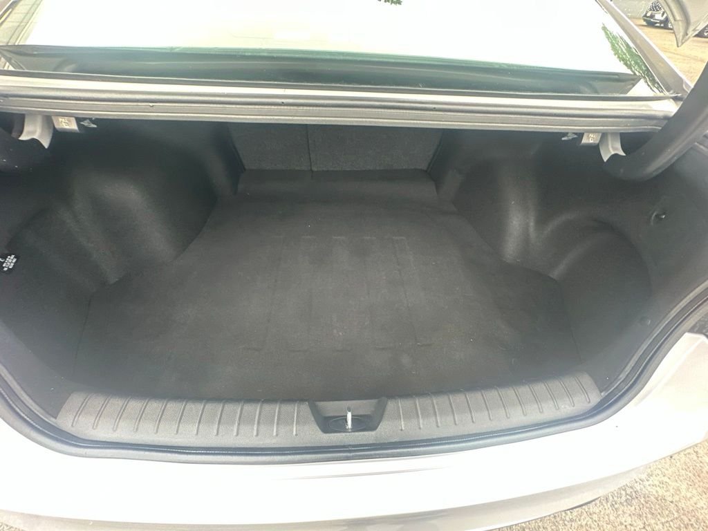 Used 2020 Silver Kia EX Premium image 29