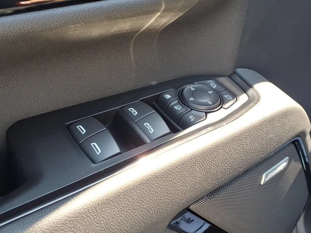 2026 GMC Sierra 2500HD AT4 - Photo 16