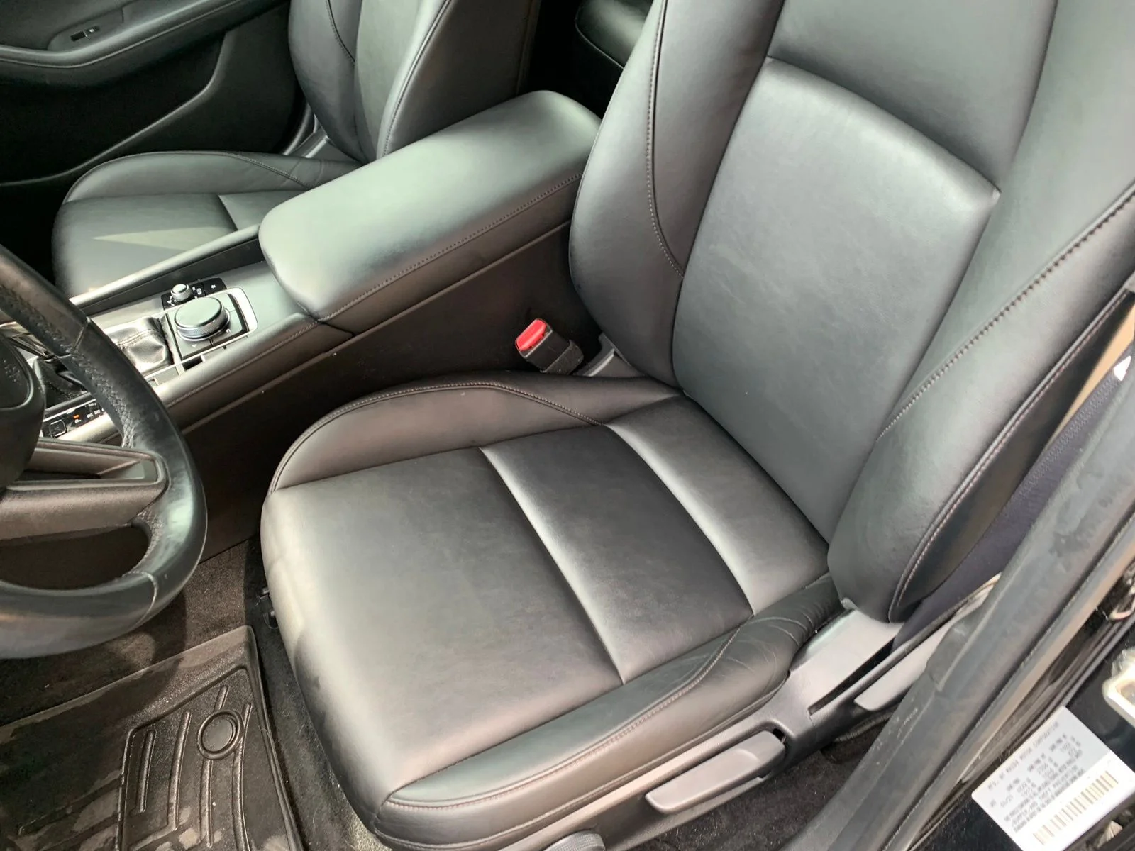 Used 2021 Black Mazda Select image 12