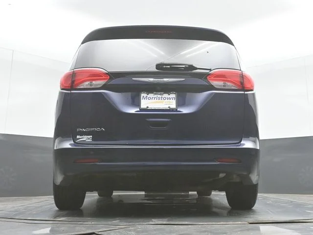 Used 2017 Blue Chrysler Touring image 47